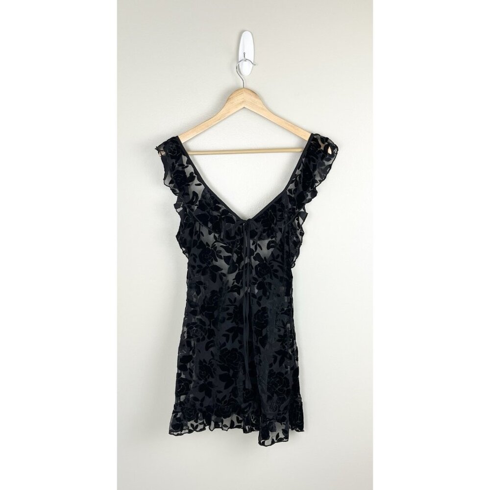 Lioness Her Lovers‎ Heart Dress XS Princess Polly Black Velvet Floral Burnout